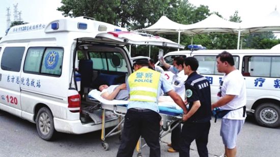 廣州救護(hù)車的容量配置，成社會(huì)關(guān)注問題01