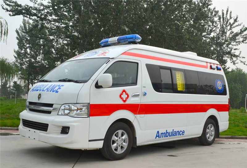 年底采購移動救護(hù)車時(shí)需要注意哪些方面？